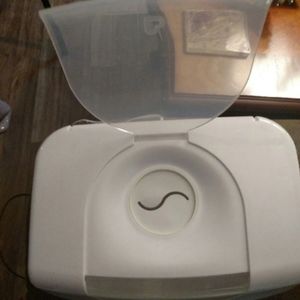 Baby wipe warmer